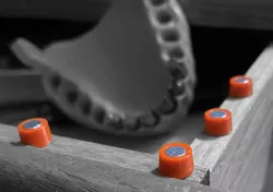 magnet adapter - 5mm x 2mm to 8mm x 3mm