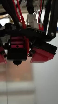 Support Creality MK8 pour eMotion Tech uDelta