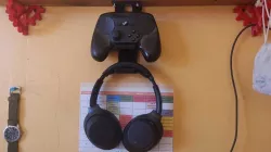 Steam Controller + Slim Headphone under-shelf Holder