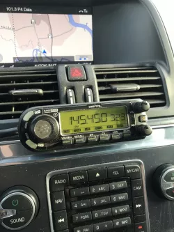 Icom ID-4100/ID-880 CD-Slot