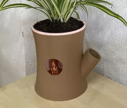 Log & Squirrel - Self-watering planter