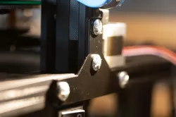 Spacer for z-angle stabilizer