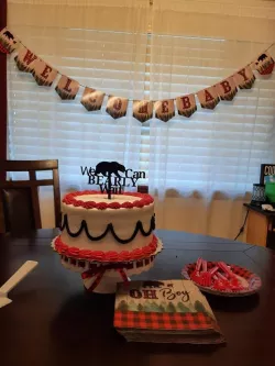Bear cake topper