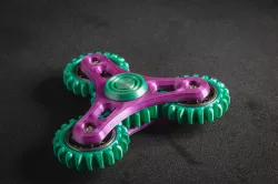 Gear spinner