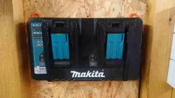 Makita DC18RD 18V dual charger wall mount keyhole style