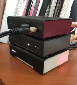 Mopi v2 - Schiit Stack Case for Raspberry Pi 4 with OLED Screen