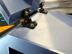 Small print in place hinge