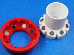 Spool holder with magnetic clamp
