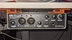 Steinberg UR22 MK2 Mount