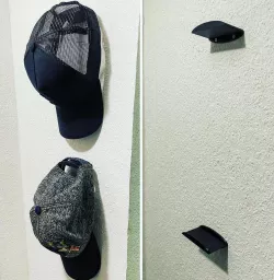 Cap wallhanger