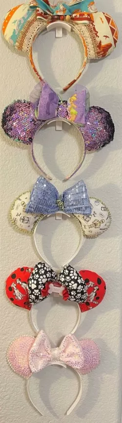 Disney Mouse Ear Wall Holder