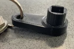 Keychain Water Tap Square Key 8mm. Llave cuadrada 8mm