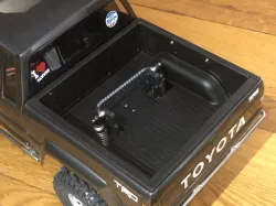 Proline Toyota SR5 bed liner TRX4