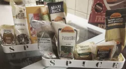 Spice Bag Holder