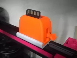 V-slot holder for sd card toaster