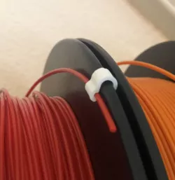 1.75mm Filament Clip - Universal Small and Large 