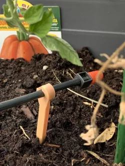 Bigger Support for Gardena 4,6 mm (3/16") irrigation