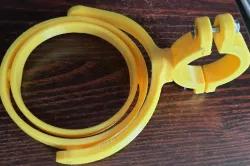 Cup holder self balancing for bike handlebar