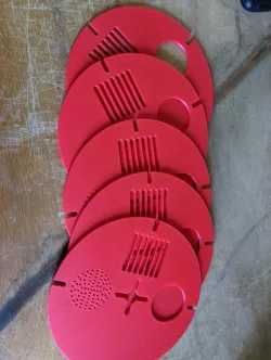 Layens bee hive entrance cover