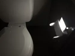 Motion sensing night light