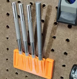 Razor Knives (8mm) Pegboard Holder