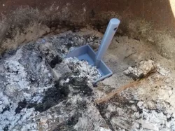 Ash scoop for Breeo X firepit