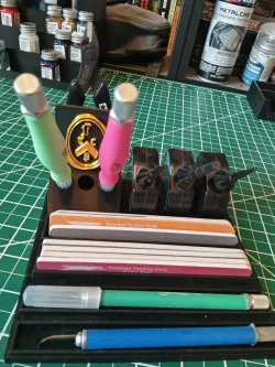 tcpiii's hobby knife, side clipper, sanding file, glue holder