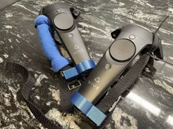 HTC Vive Controller Lashing Strap Grip Mod