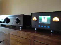 Raspberry DAC and vu-meter for Hi-Fi system