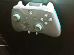 Xbox one controller wall mount