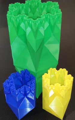 Koch Fractal Vase