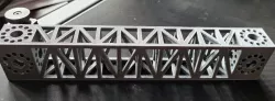 Strutted Z-Beam - tetrahedrons