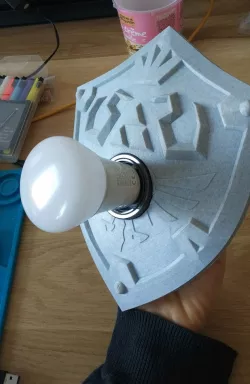 Suspended lamp - Hylian Shield - Breath of the Wild
