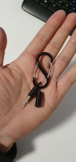4mm screw bit case with loop