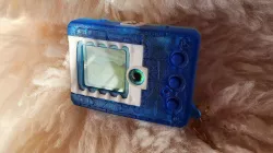 Digimon vpet 20th Anniversary screen bezel Redesign 'with teeth'