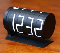 Rotary 7-segment clock 