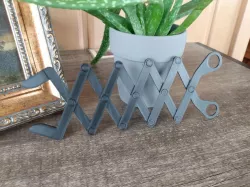 Accordion Grabber Claw (Print-In-Place)