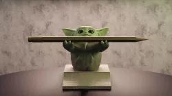 BABY YODA PORTA LAPICERO