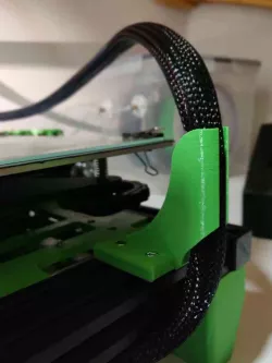cr10s/CR10 Right Side Wire Guide