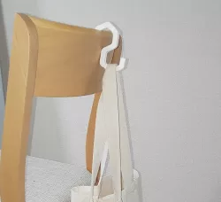  Foldable S-Shaped Hook (Screwless type.)