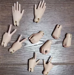 Hand poses for Polaris BJD