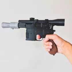 Model kit - Han Solo's DL-44 Heavy Blaster Pistol