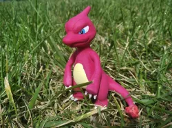 POKEMON CHARMELEON ROJO FUEGO
