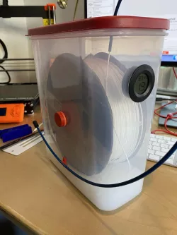 Rubbermaid Dry Box