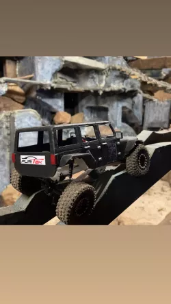 scx24 magnetic Jeep body and chassis