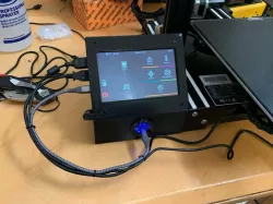 Stand for Eleclab 5" screen+pi combo, provisions for Ender3v2 mounting 