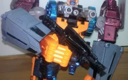 TRANSFORMERS OPTIMAL OPTIMUS VINTAGE SHIELDS, WEAPON AND HANDS