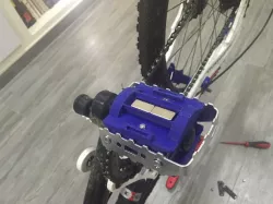 Universal Clipless Pedal And Shoes (Magnetic System)