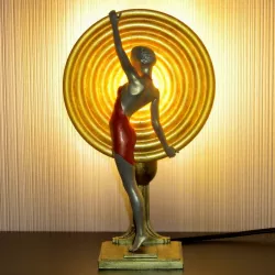 $12.00Art Deco Lamp 1