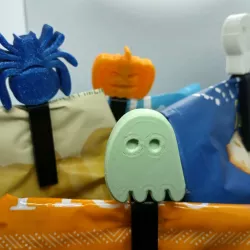 $2.50Bag Clip. 4 Interchangeable Heads. Halloween Edition.